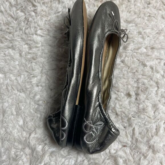 Sam Edelman Silver Flats - Picture 7 of 9
